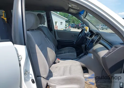 2003 Toyota Highlander V6 from USA, damaged, VIN JTEGF21A830081006